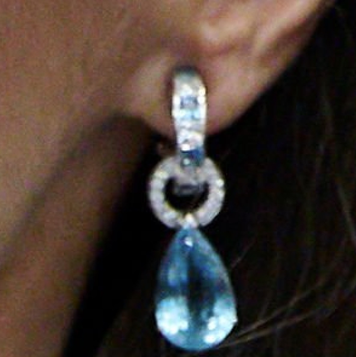 Queen letizia clearance earrings