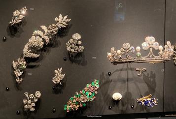 Royal and Noble Jewels at the Victoria and Albert Museum