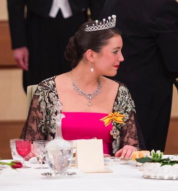 10 Chaumet Tiaras Once Worn by Royalty