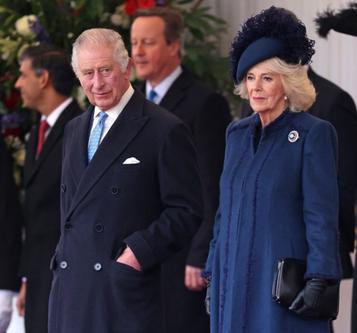 Queen Mary's Russian Sapphire Cluster Brooch